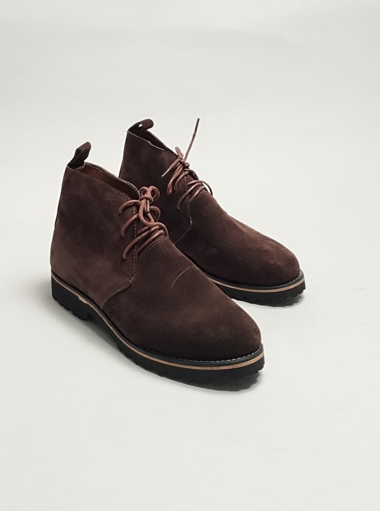 Lug Sole Chukka Boot