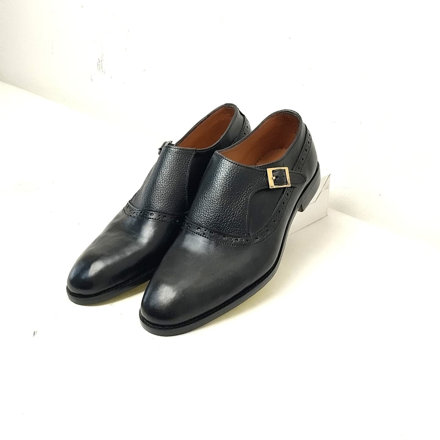 Single Strap Oxford